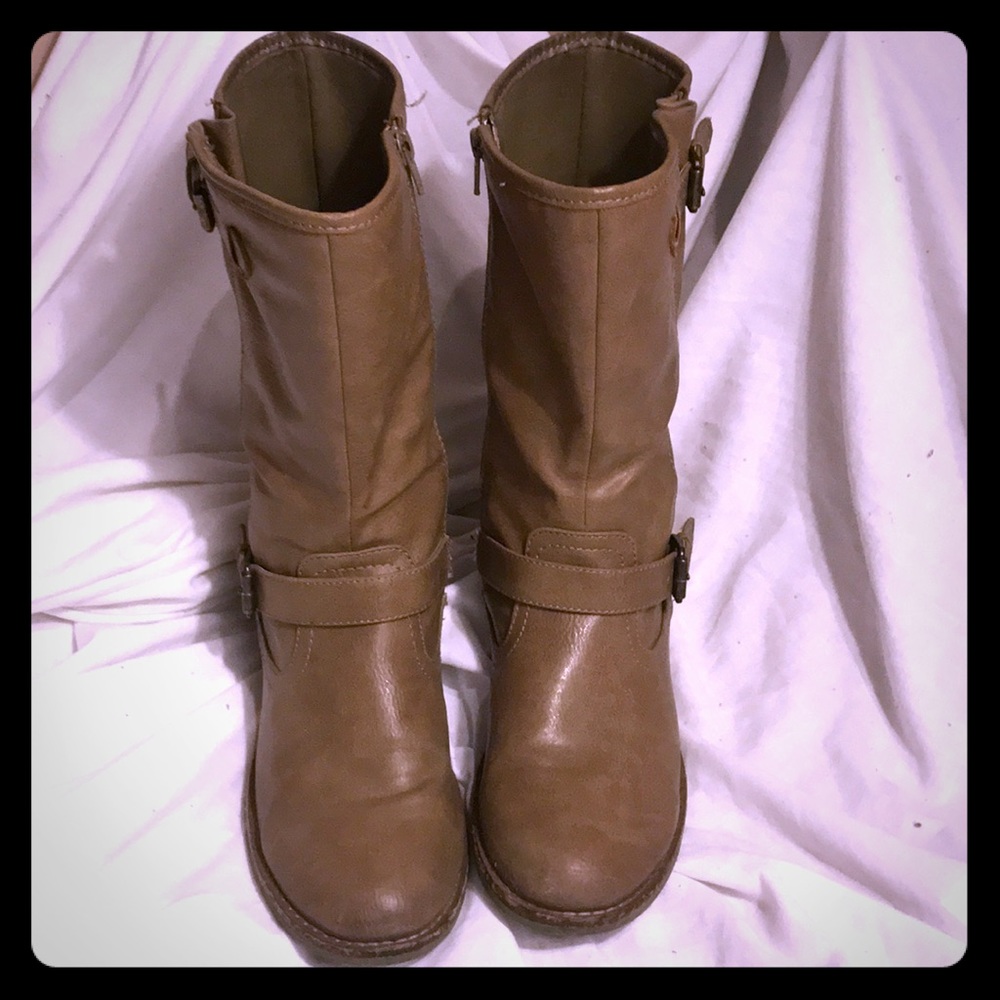 G.H. Bass & Co. Bass-Prita Tan Biker Boots